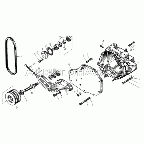 Вентилятор, кожух вентилятора и натяжное устройство привода вентилятора Вентилятор, кожух вентилятора и натяжное устройство привода вентилятора